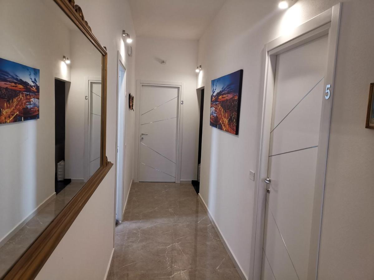 Entos Suite Cagliari Eksteriør bilde